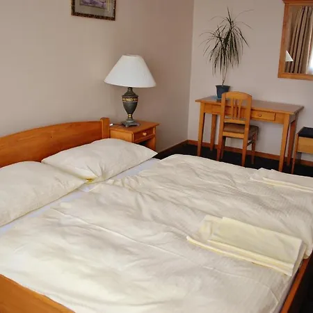 Patria Hotel 3*