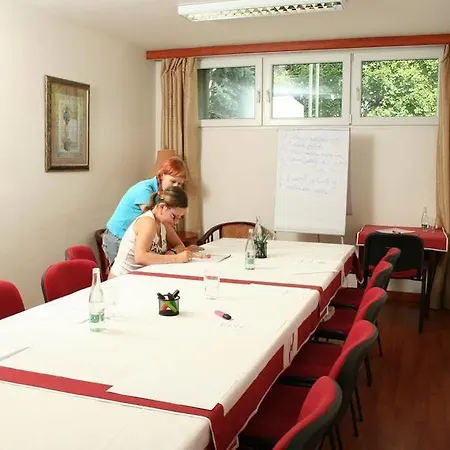 Hotel Patria 3*
